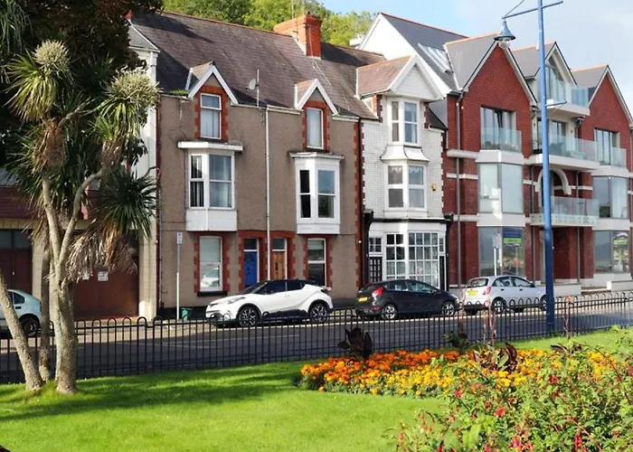 Mumbles Rd Apartment